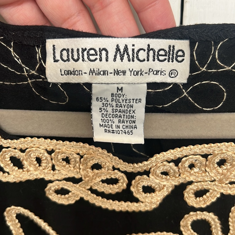 Lauren Michelle black with a gold color stitch size medium - Picture 3 of 5